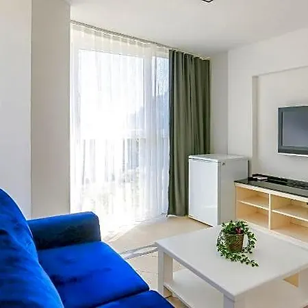 Tropical Deluxe 4* Cedit